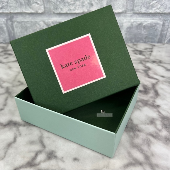 Kate Spade Small Logo Green & Pink Gift Box - Picture 2 of 5